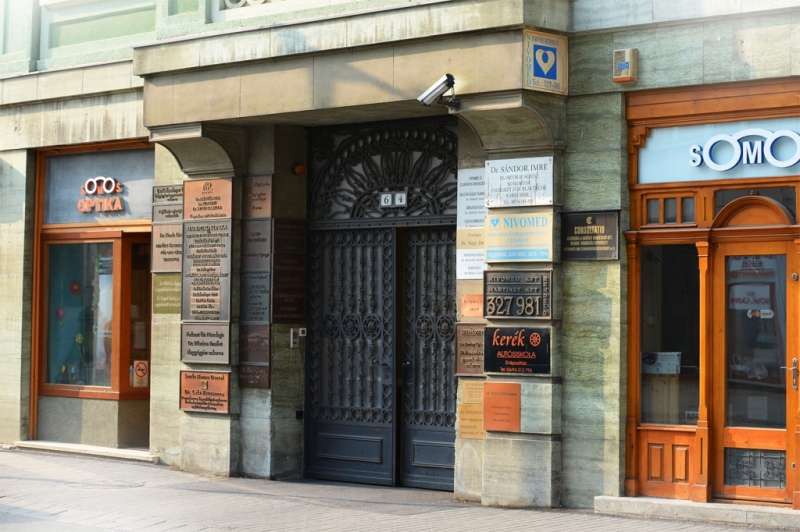 Szombathely, Széchenyi u. 4-6. (MADENTKO)